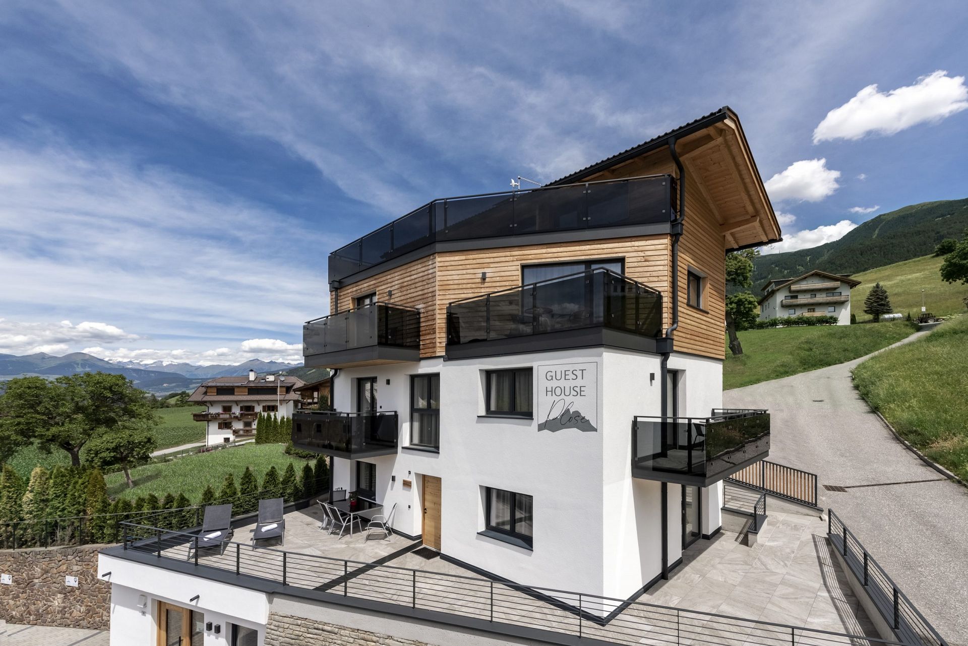 questhouse plose